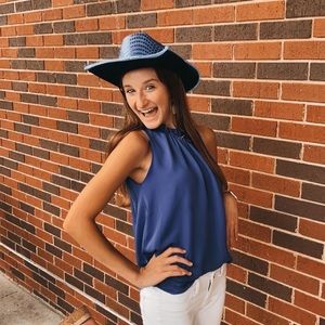 Meet your Posher, Taylor